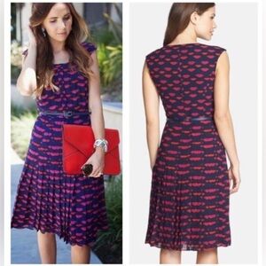 Halogen Blue and Red Lip Kiss Dress